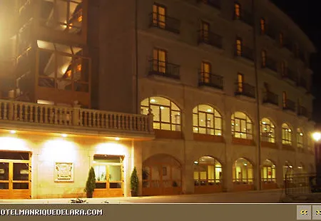 Manrique De Lara מלון San Leonardo de Yagüe